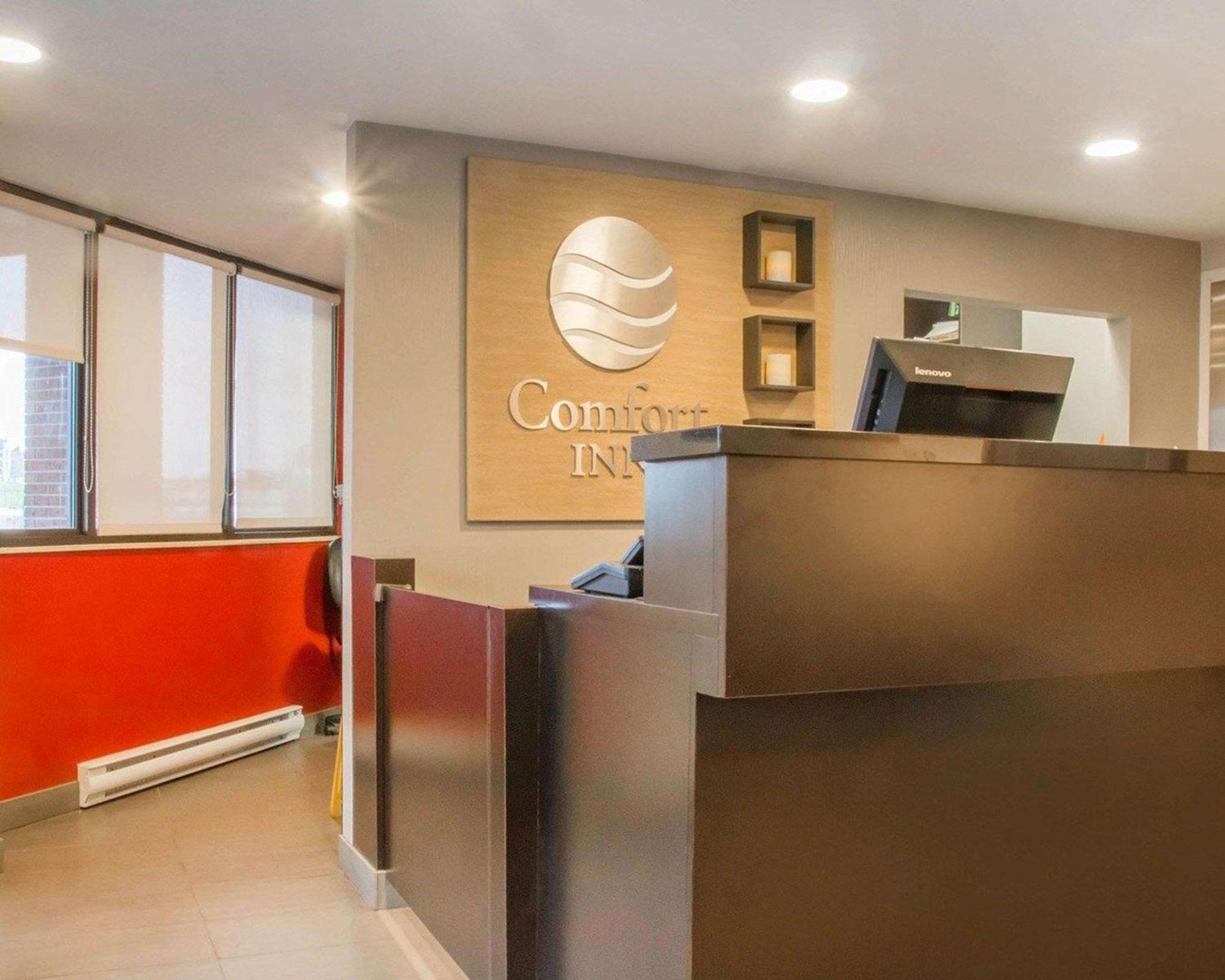 Comfort Inn South Winnipeg Exterior foto